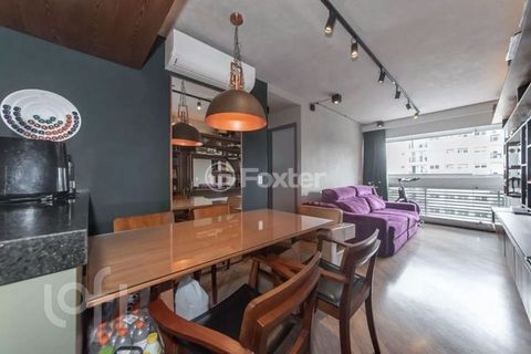 Image 6 - 876882