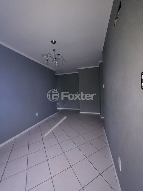 Image 7 - 876884