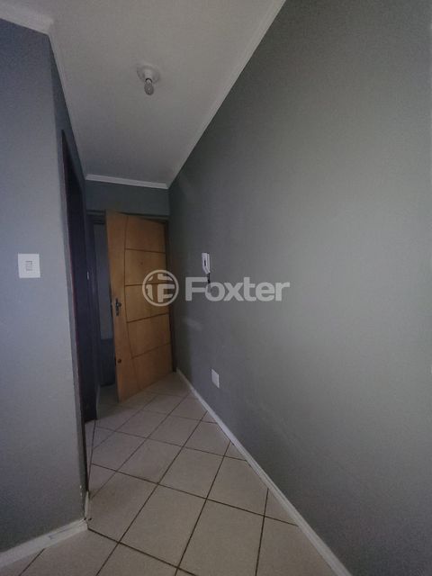 Image 3 - 876884
