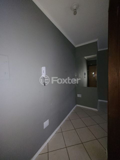 Image 2 - 876884