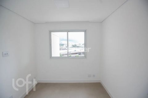 Image 6 - 876886