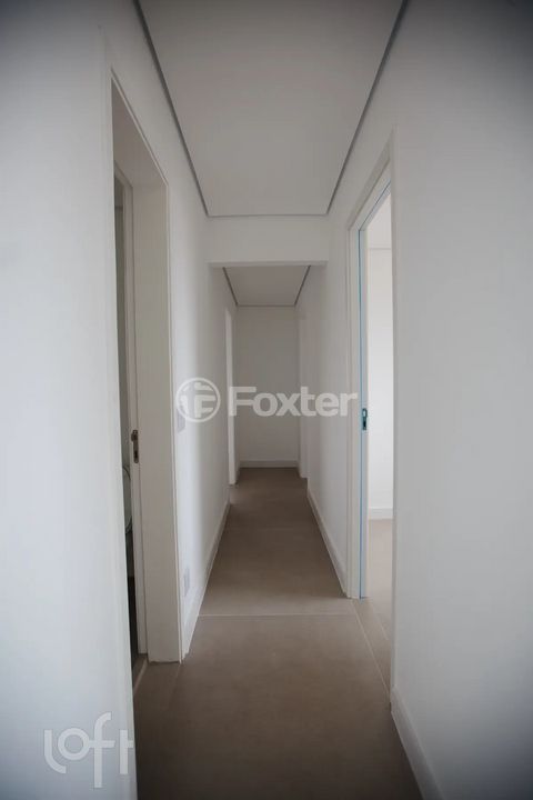 Image 5 - 876886