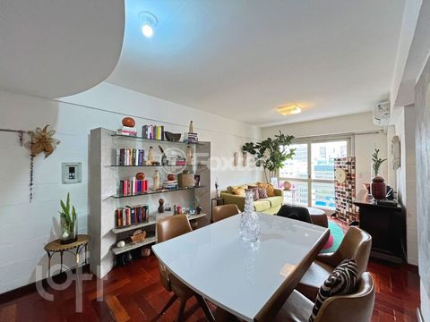 Image 7 - 876888