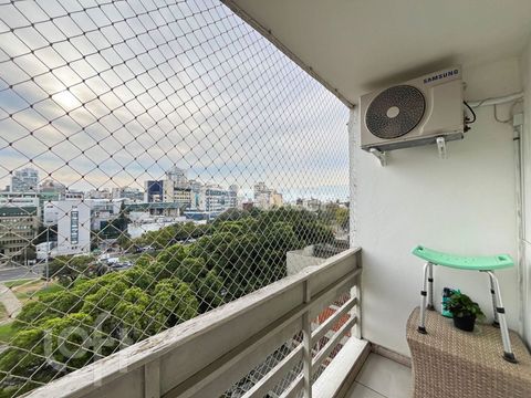 Image 8 - 876888