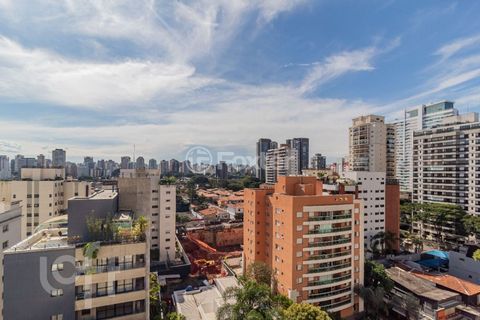 Image 15 - 876894