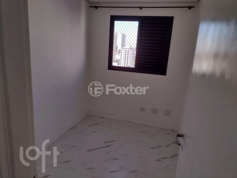 Image 3 - 876911