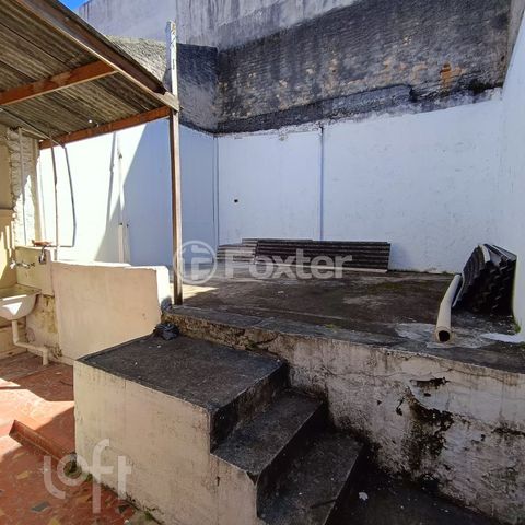 Image 8 - 876912