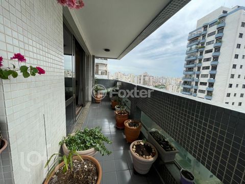 Image 8 - 876918