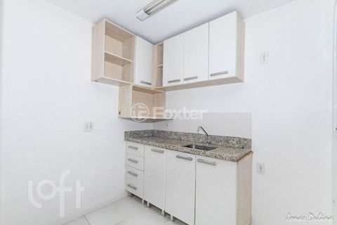 Image 6 - 876921