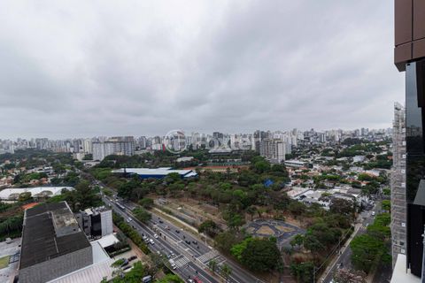 Image 9 - 876928