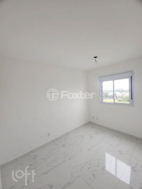 Image 2 - 876930