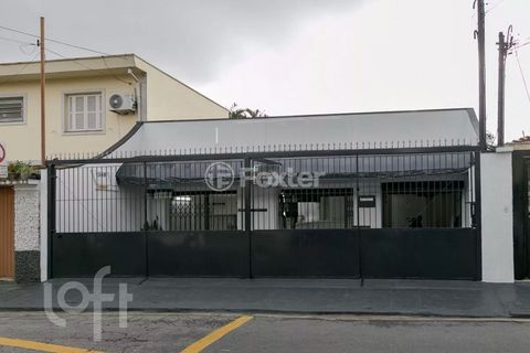 Image 10 - 876933
