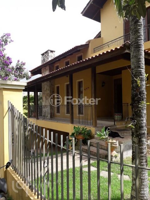 Image 3 - 876944