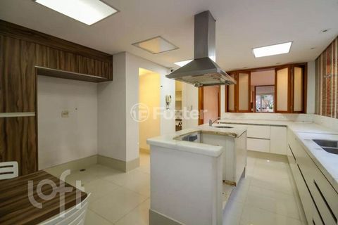 Image 11 - 876953
