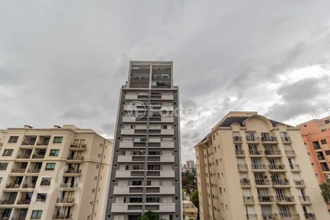 Image 6 - 876955