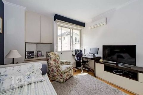 Image 7 - 876955