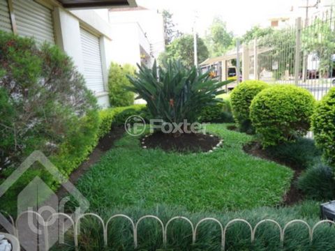Image 1 - 876957