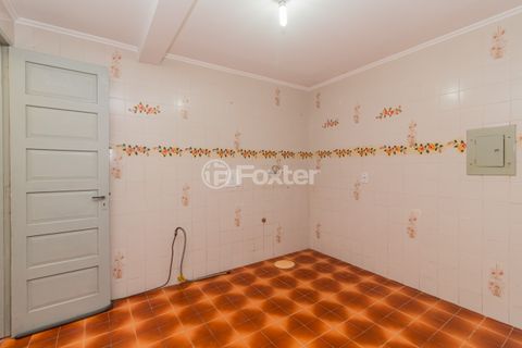 Image 16 - 876993