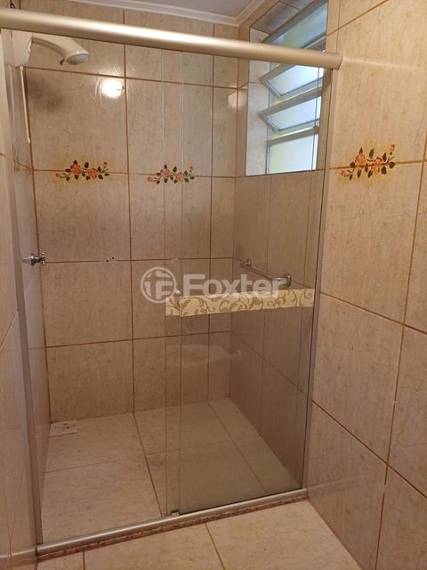Image 7 - 876993