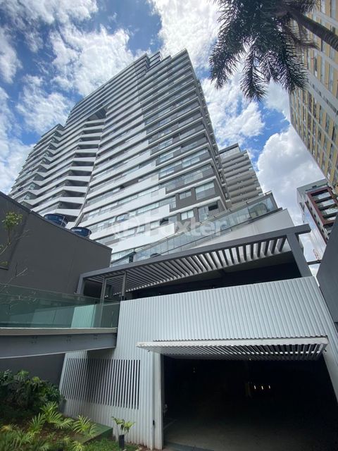 Image 3 - 876996