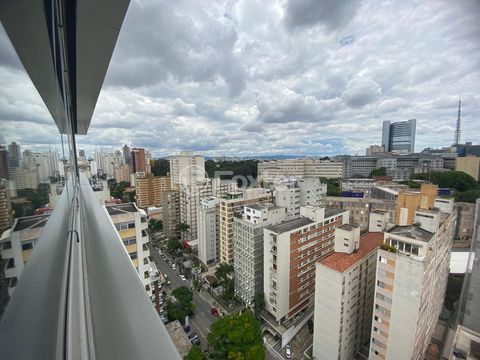 Image 16 - 876996