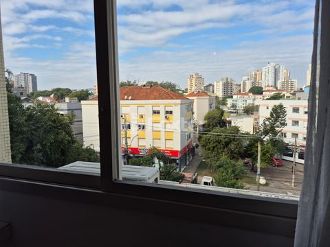 Image 3 - 877055