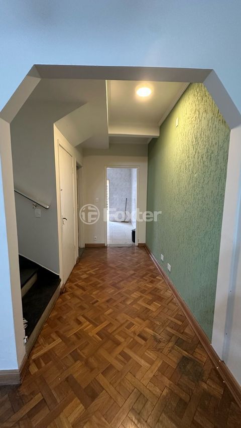 Image 3 - 877075