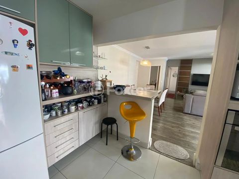 Image 9 - 877109