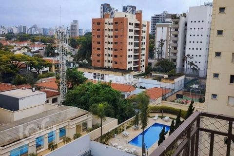 Image 11 - 877182