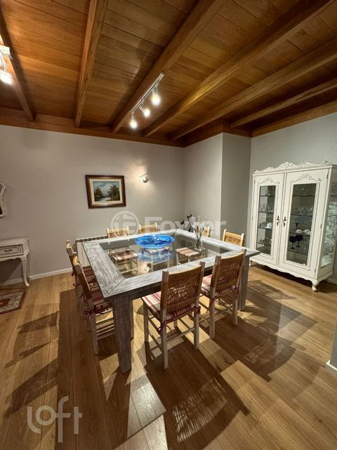 Image 7 - 877201