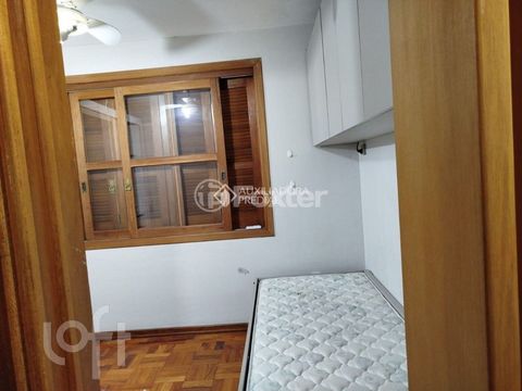 Image 7 - 877203