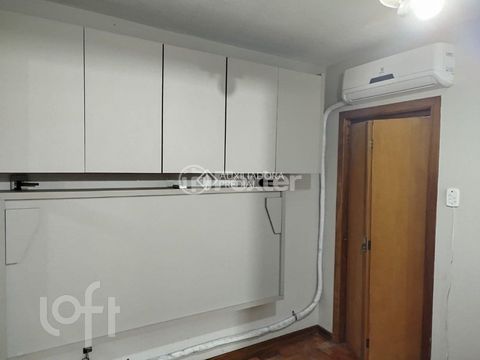 Image 8 - 877203