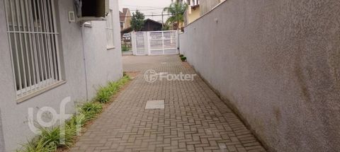 Image 15 - 877229
