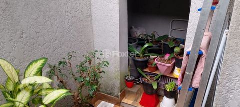 Image 5 - 877229