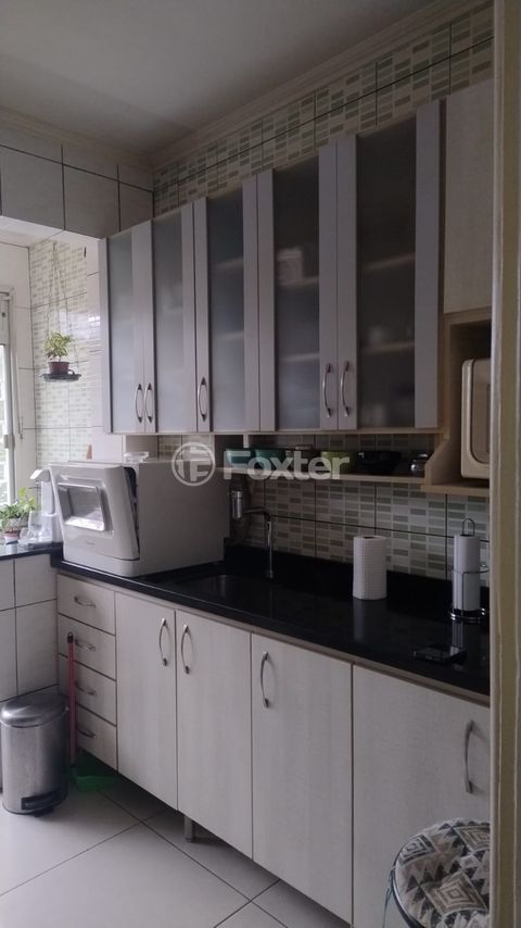 Image 7 - 877230