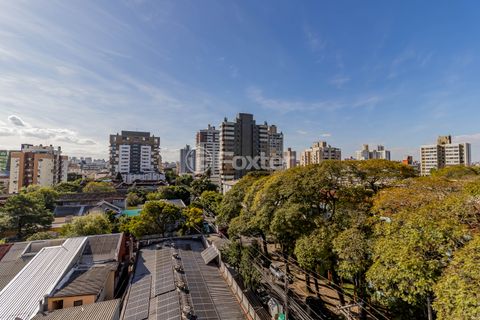 Image 9 - 877250