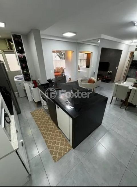 Image 7 - 877253