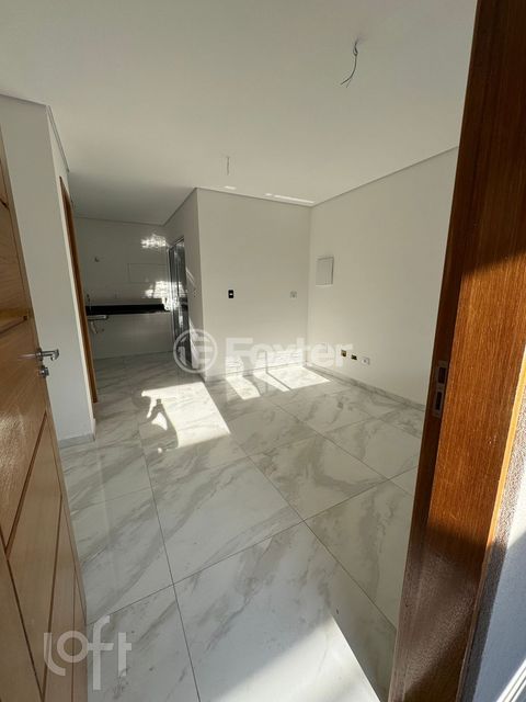 Image 0 - 877317