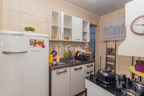 Image 14 - 877321