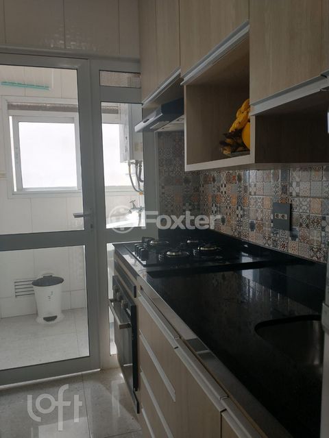 Image 7 - 877341