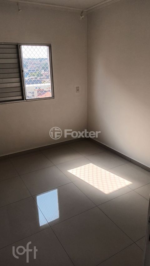 Image 7 - 877349
