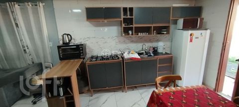 Image 4 - 877366
