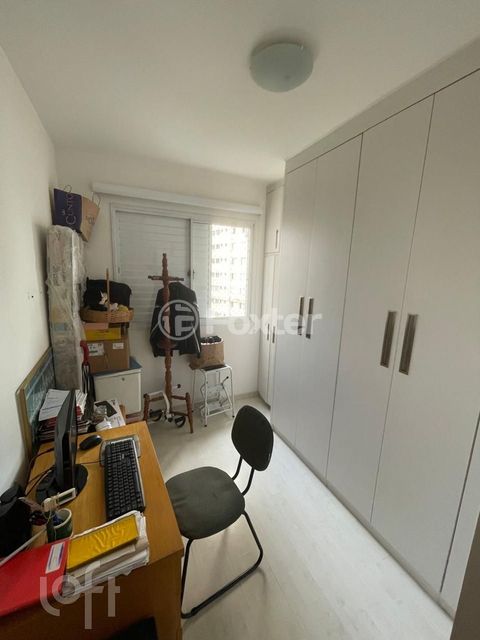 Image 7 - 877369