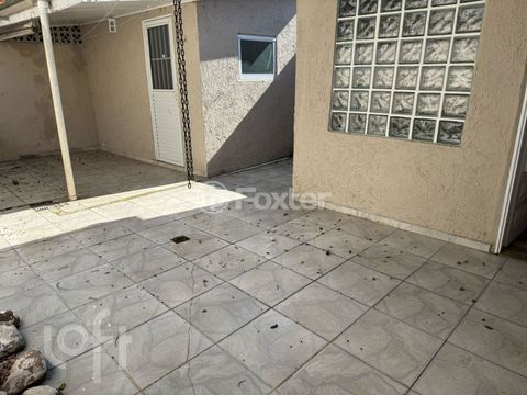 Image 9 - 877381