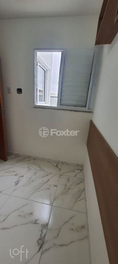 Image 9 - 877382