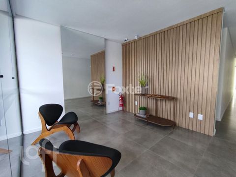 Image 0 - 877394
