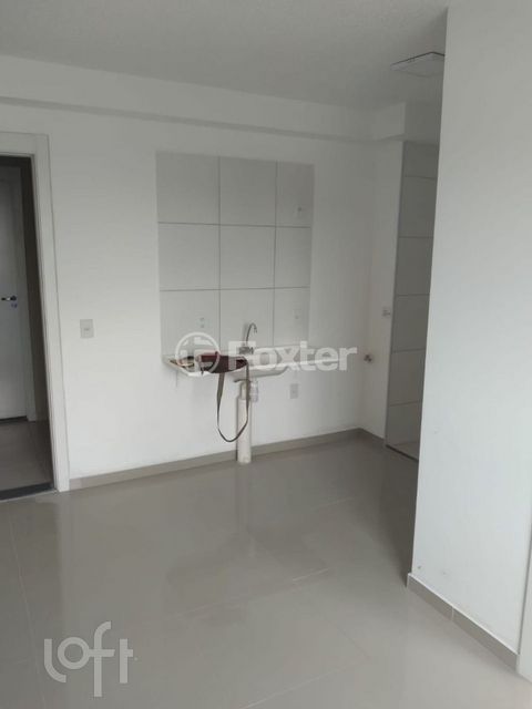 Image 1 - 877414