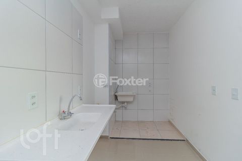 Image 7 - 877414