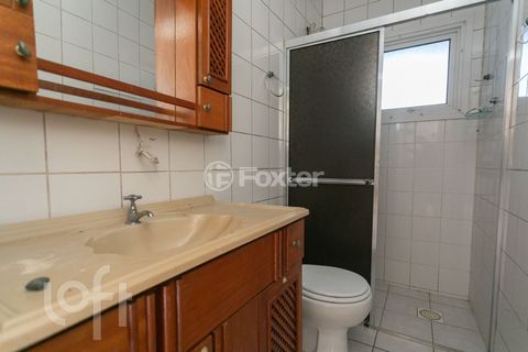 Image 7 - 877450