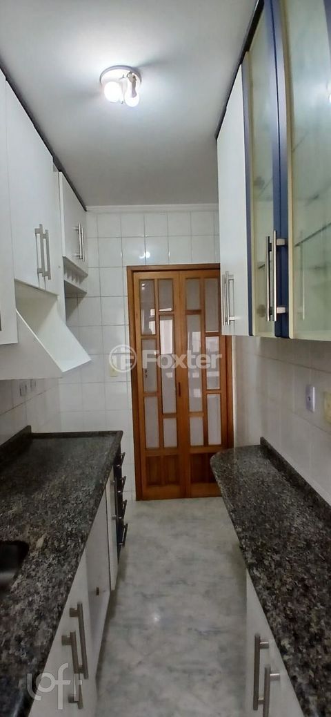 Image 4 - 877468